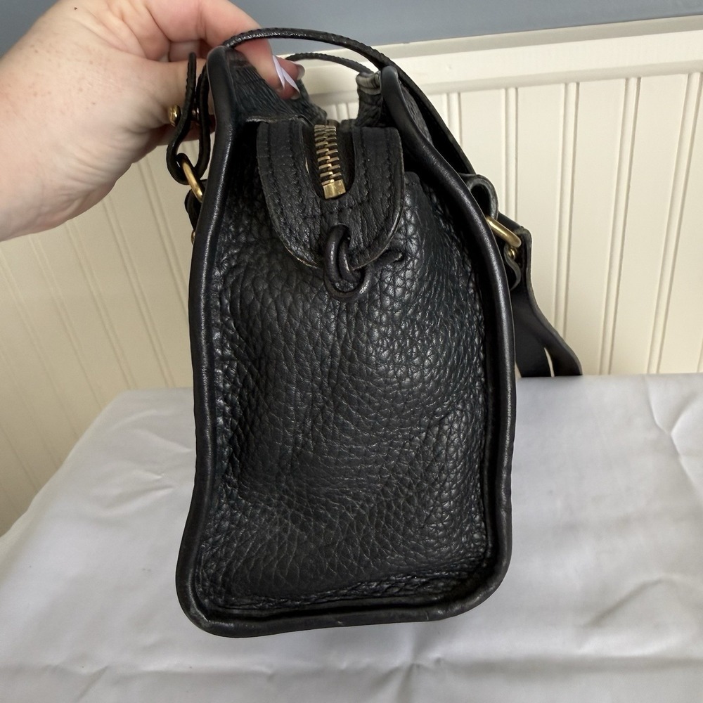 DOONEY & BOURKE CLASSIC MEDIUM SIZE BLACK PEBBLED LEATHER SHOULDER BAG PURSE - Picture 6 of 16